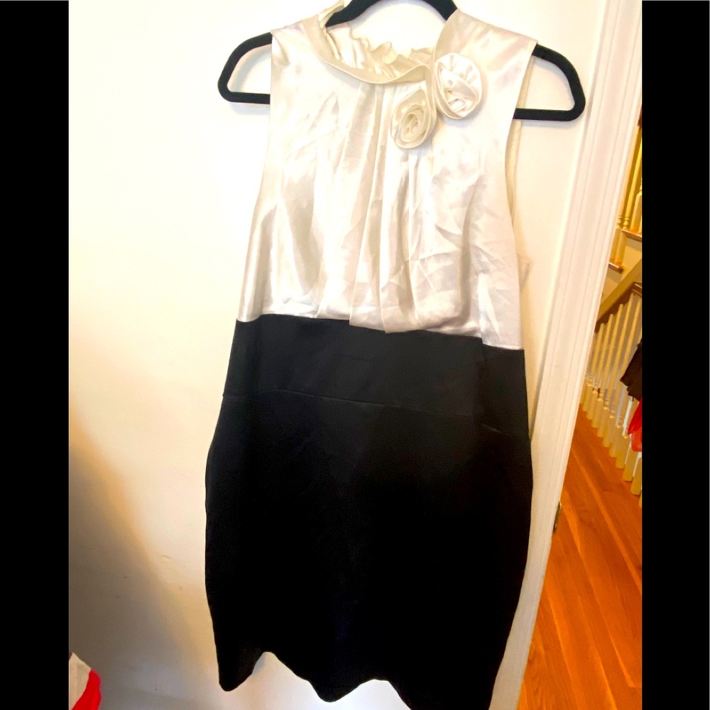 Nightway black&white satin dress 16w